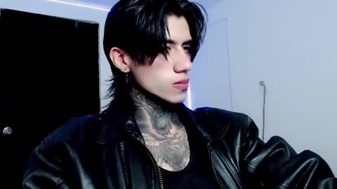 CHRIS  INDEPENT MODEL online show from 02-06-25, 04:47