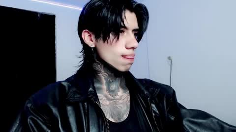 CHRIS  INDEPENT MODEL online show from 02-13-25, 03:03