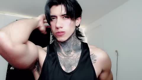 CHRIS  INDEPENT MODEL online show from 02-18-25, 06:48