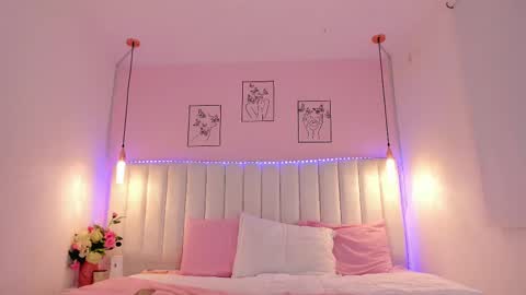 Snapshot of christal_jane chatting on 02-10-25, 11:45 christal_jane online show from 02-10-25, 11:45