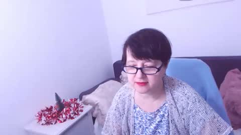 Snapshot of christarose chatting on 01-05-25, 03:23 Christa online show from 01-05-25, 03:23