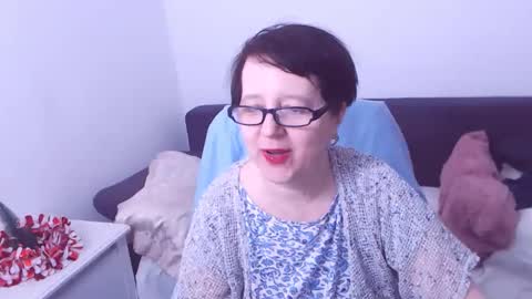 Snapshot of christarose chatting on 01-05-25, 06:24 Christa online show from 01-05-25, 06:24