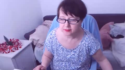 Snapshot of christarose chatting on 01-06-25, 03:31 Christa online show from 01-06-25, 03:31