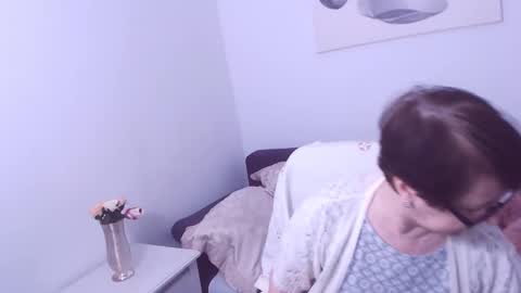 Snapshot of christarose chatting on 01-31-25, 05:32 Christa online show from 01-31-25, 05:32