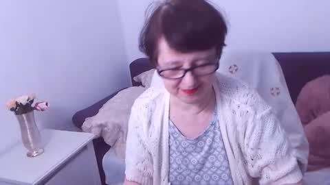 Snapshot of christarose chatting on 01-31-25, 08:54 Christa online show from 01-31-25, 08:54