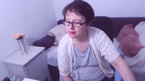 Snapshot of christarose chatting on 02-09-25, 05:19 Christa online show from 02-09-25, 05:19