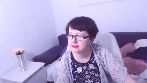 Snapshot of christarose chatting on 02-10-25, 05:03 Christa online show from 02-10-25, 05:03