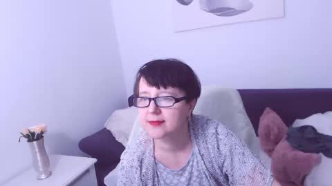 Snapshot of christarose chatting on 02-23-25, 04:39 Christa online show from 02-23-25, 04:39