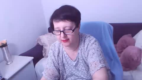 Snapshot of christarose chatting on 10-06-25, 03:37 Christa online show from 10-06-25, 03:37