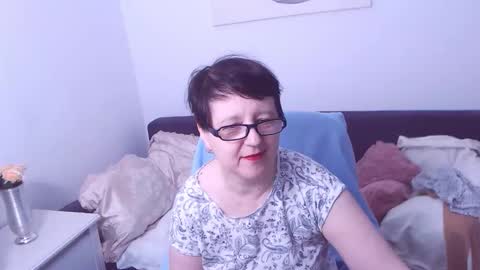 Snapshot of christarose chatting on 10-27-25, 02:26 Christa online show from 10-27-25, 02:26