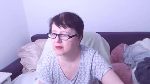 Snapshot of christarose chatting on 11-22-25, 04:44 Christa online show from 11-22-25, 04:44