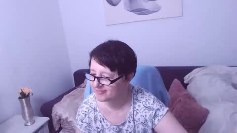 Christa online show from 04-25-26, 07:11