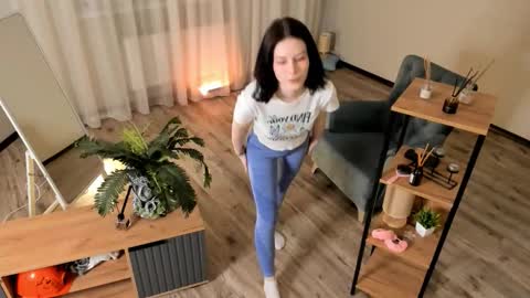 christaschrecongost online show from 02-15-26, 04:03