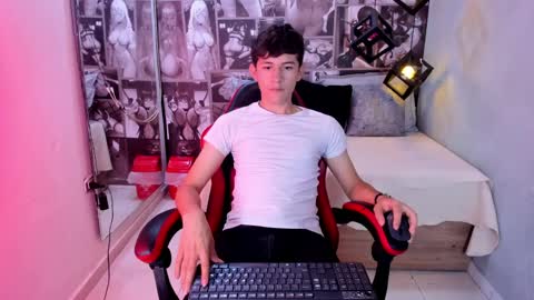 Christian  online show from 04-09-26, 02:00