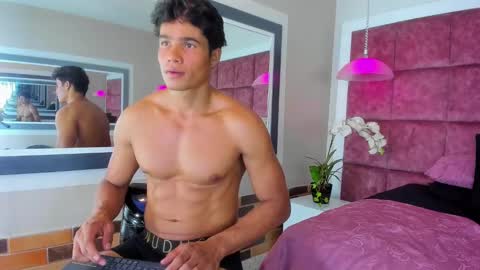 ---Chistian--- online show from 03-05-25, 02:45