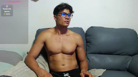 ---Chistian--- online show from 10-18-25, 11:16