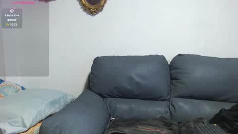 ---Chistian--- online show from 10-21-25, 12:17