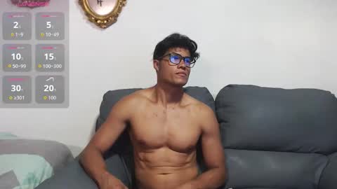 ---Chistian--- online show from 10-22-25, 02:28