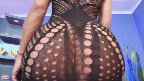 Christiekroes online show from 03-06-26, 02:02