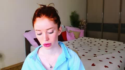 Snapshot of christinaconteeree chatting on 05-04-26, 03:13 christinaconteeree online show from 05-04-26, 03:13