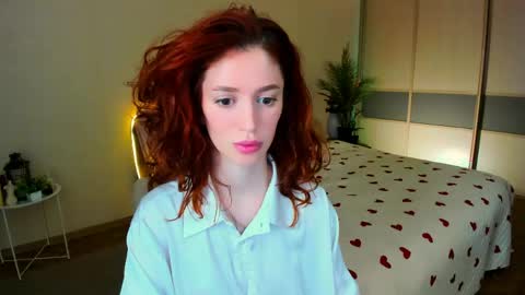 Snapshot of christinaconteeree chatting on 05-29-26, 07:23 christinaconteeree online show from 05-29-26, 07:23