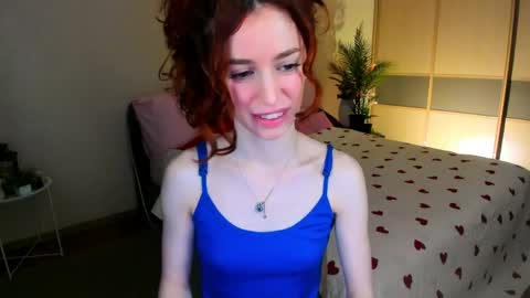 Snapshot of christinaconteeree chatting on 06-06-26, 07:51 christinaconteeree online show from 06-06-26, 07:51