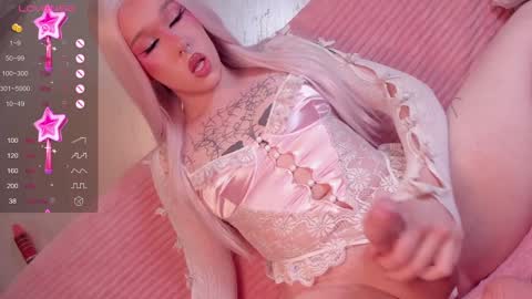 crisss online show from 12-08-24, 01:36