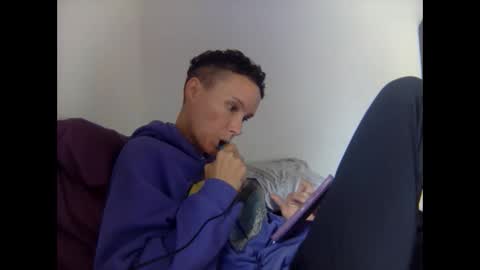 Snapshot of christinasaunters chatting on 03-01-25, 08:10 Christina Saunters online show from 03-01-25, 08:10