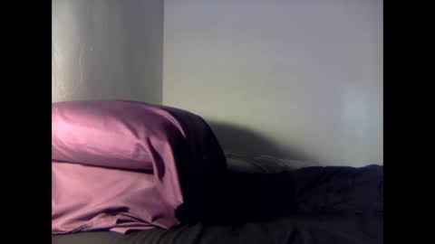 Snapshot of christinasaunters chatting on 10-03-25, 02:36 Christina Saunters online show from 10-03-25, 02:36