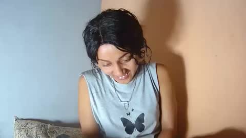 christine213 online show from 10-02-25, 06:48