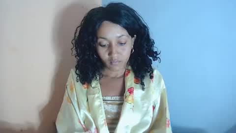 christine213 online show from 11-09-25, 06:33