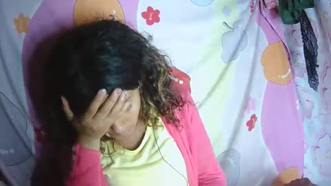 christine213 online show from 12-16-25, 09:09