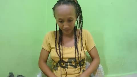 christine213 online show from 04-10-26, 09:47