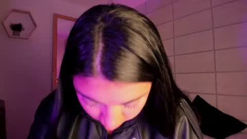 Christine  online show from 07-03-26, 12:00