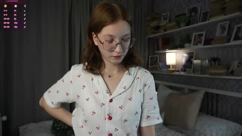 Christine online show from 12-09-24, 04:23