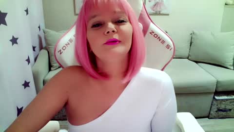 Christi online show from 02-09-25, 10:09