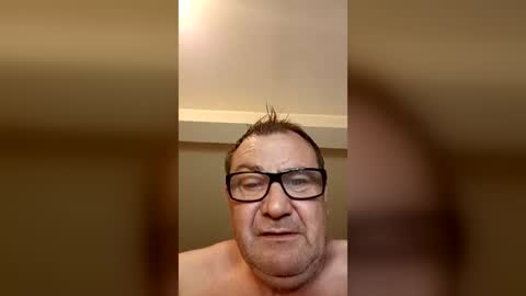 Snapshot of christophe4b chatting on 06-16-26, 01:36 christophe4b online show from 06-16-26, 01:36