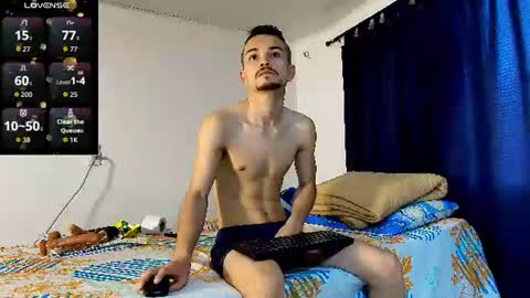 Snapshot of christopher__vans chatting on 06-19-26, 11:14 CHRISTOPHER online show from 06-19-26, 11:14