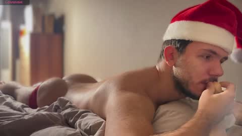 Snapshot of christophertan chatting on 12-10-24, 05:22 Christopher online show from 12-10-24, 05:22