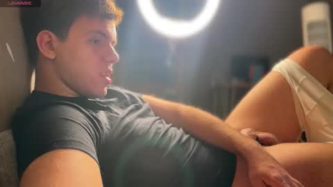 Snapshot of christophertan chatting on 09-12-25, 06:02 Christopher online show from 09-12-25, 06:02