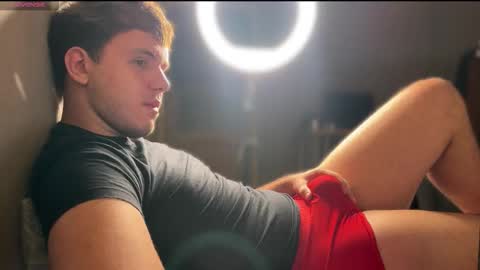 Snapshot of christophertan chatting on 09-18-25, 05:04 Christopher online show from 09-18-25, 05:04