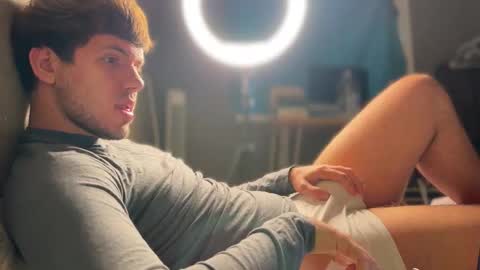 Snapshot of christophertan chatting on 11-02-25, 07:22 Christopher online show from 11-02-25, 07:22