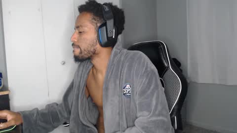 ChrisVacherx online show from 12-04-24, 06:22