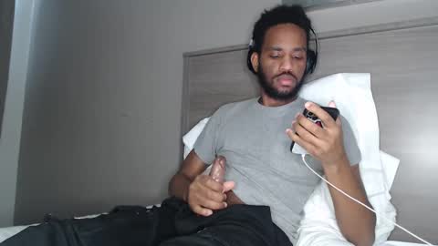 ChrisVacherx online show from 02-19-25, 05:49