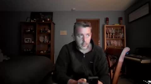 Snapshot of chrisw8121 chatting on 11-28-25, 10:51 chrisw8121 online show from 11-28-25, 10:51