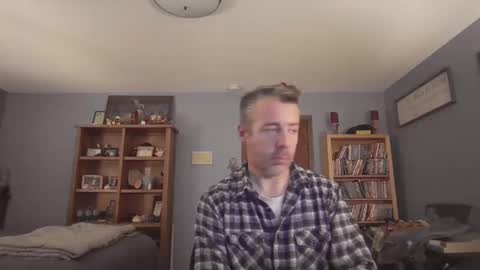 chrisw8121 online show from 03-05-26, 01:56