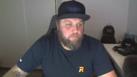 Snapshot of chrizz80 chatting on 12-07-24, 02:24 Chrizz online show from 12-07-24, 02:24