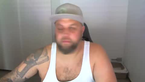 Snapshot of chrizz80 chatting on 12-16-24, 10:18 Chrizz online show from 12-16-24, 10:18