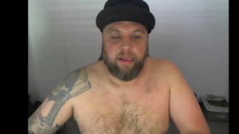 Snapshot of chrizz80 chatting on 02-21-25, 09:34 Chrizz online show from 02-21-25, 09:34