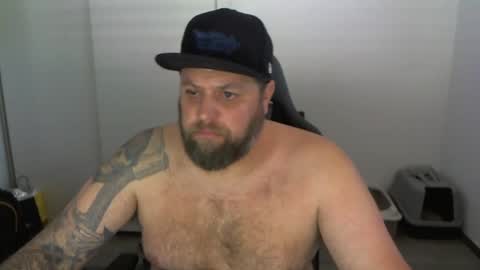 Snapshot of chrizz80 chatting on 03-11-25, 07:15 Chrizz online show from 03-11-25, 07:15